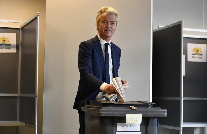 Dutch far-right politician Geert Wilders of the PVV party votes in the general election in The Hague, Netherlands, March 15, 2017. REUTERS/Dylan Martinez