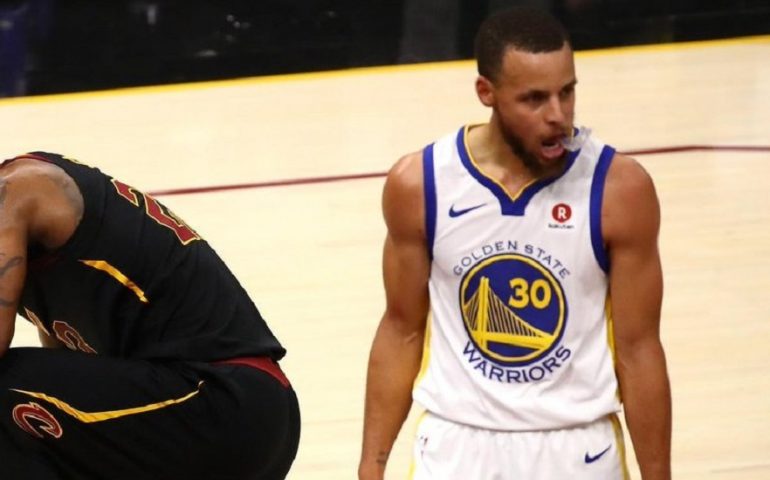 Stephen-Curry-2-770x480